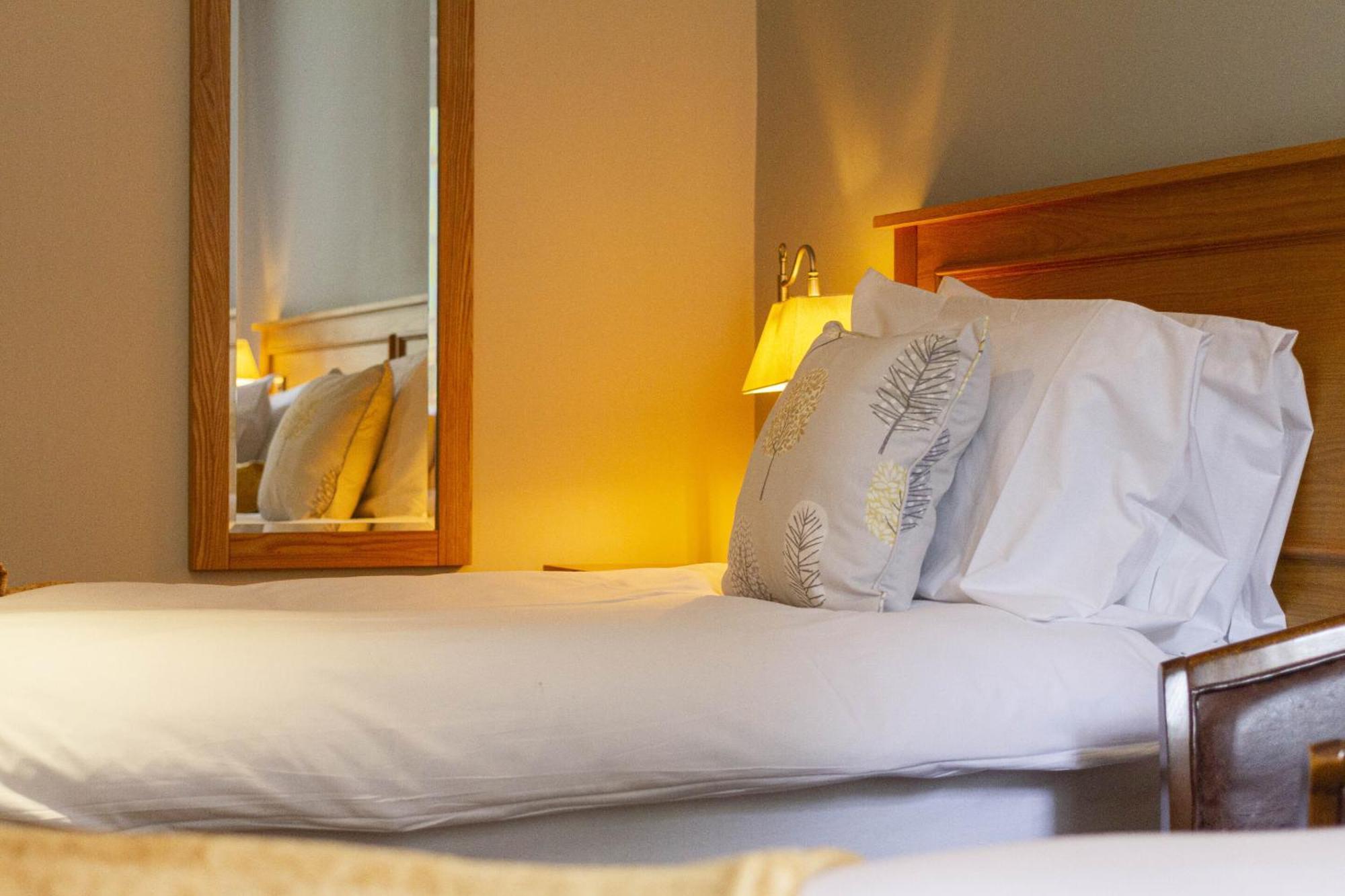The Sea Trout Inn Totnes Room photo