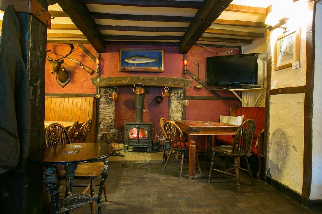 The Sea Trout Inn Totnes Exterior photo