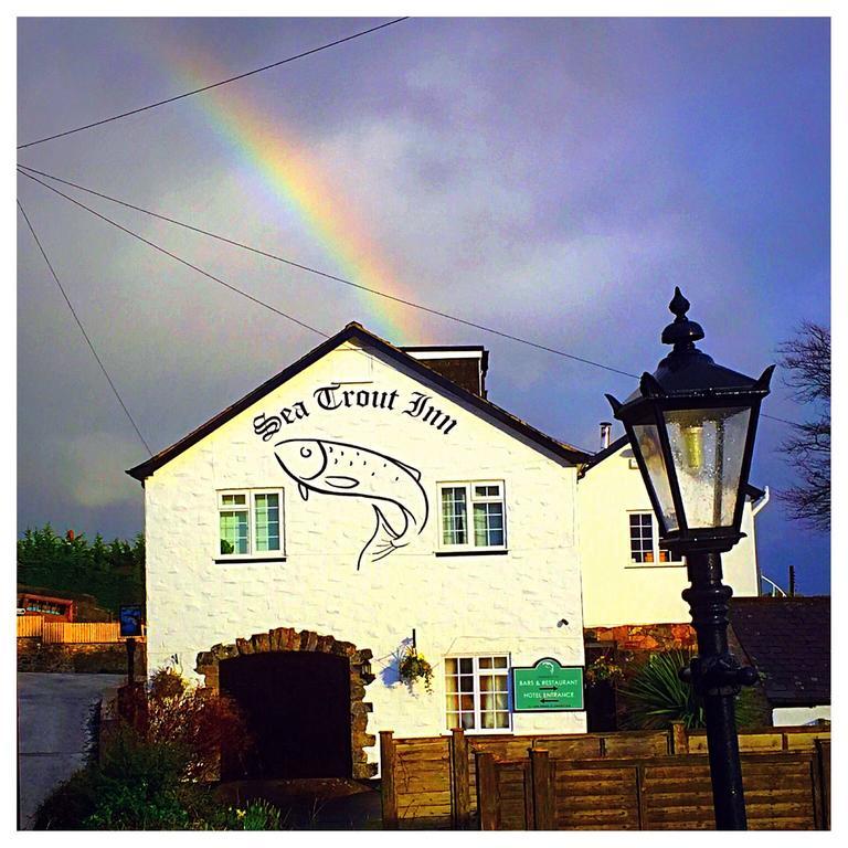 The Sea Trout Inn Totnes Exterior photo